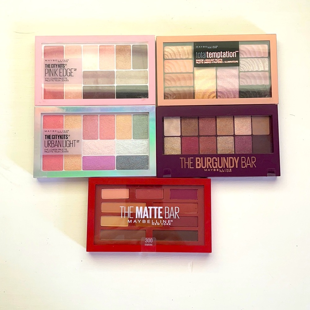 Eyeshadow palette bundle
